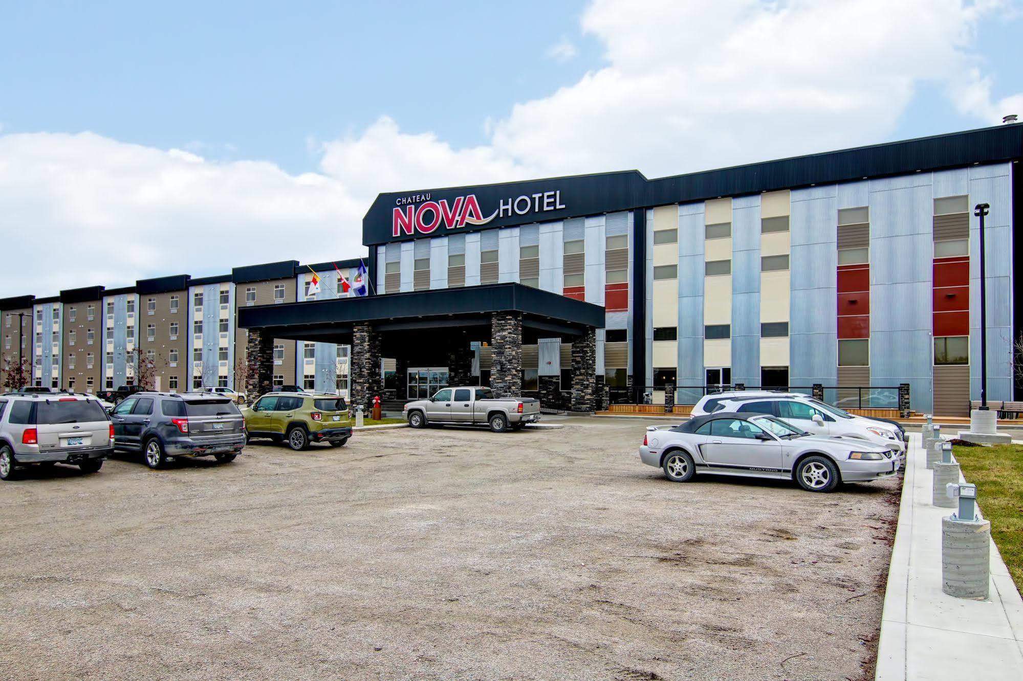 Chateau Nova ילונייף מראה חיצוני תמונה
